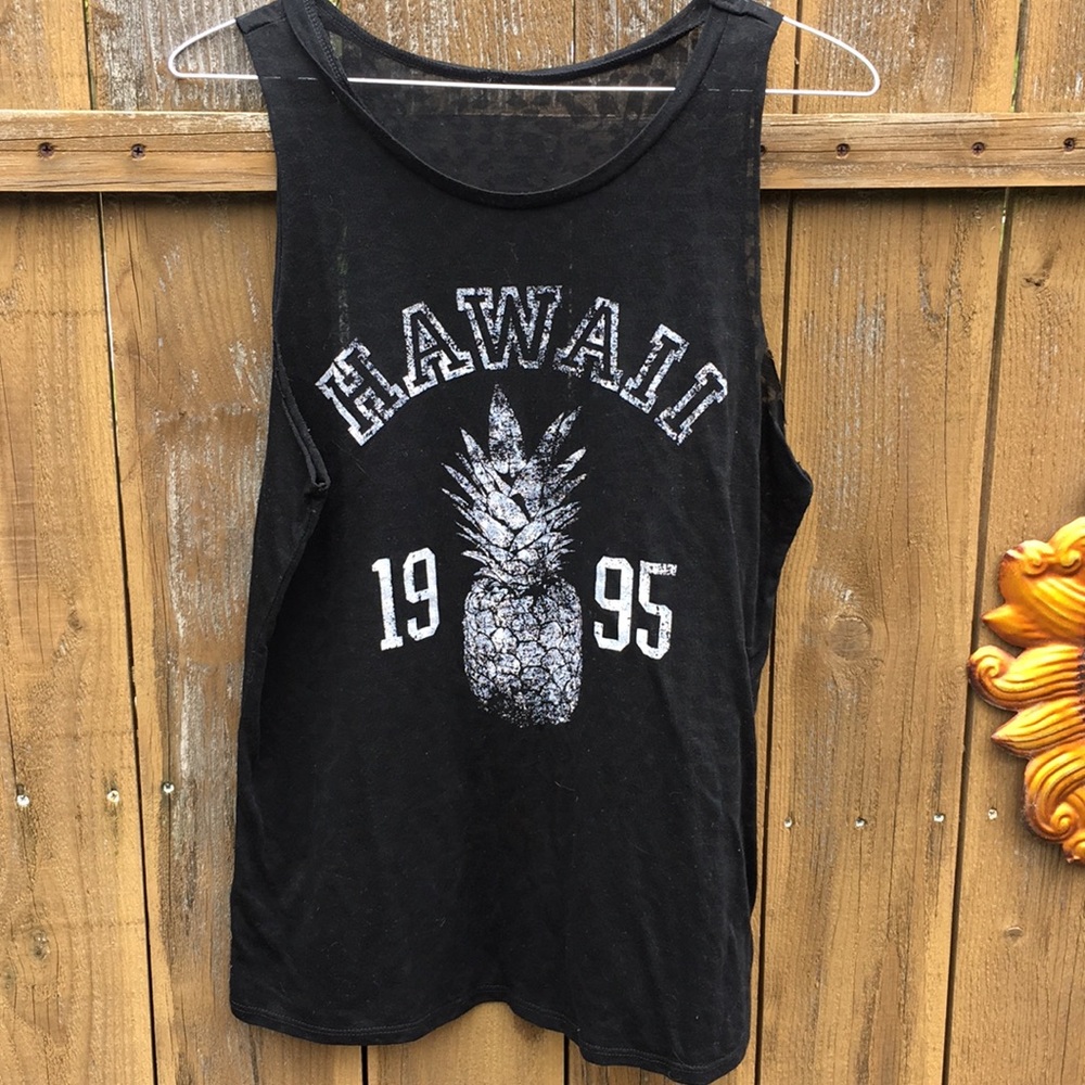 Small Black Distressed Hawaii Tank Top